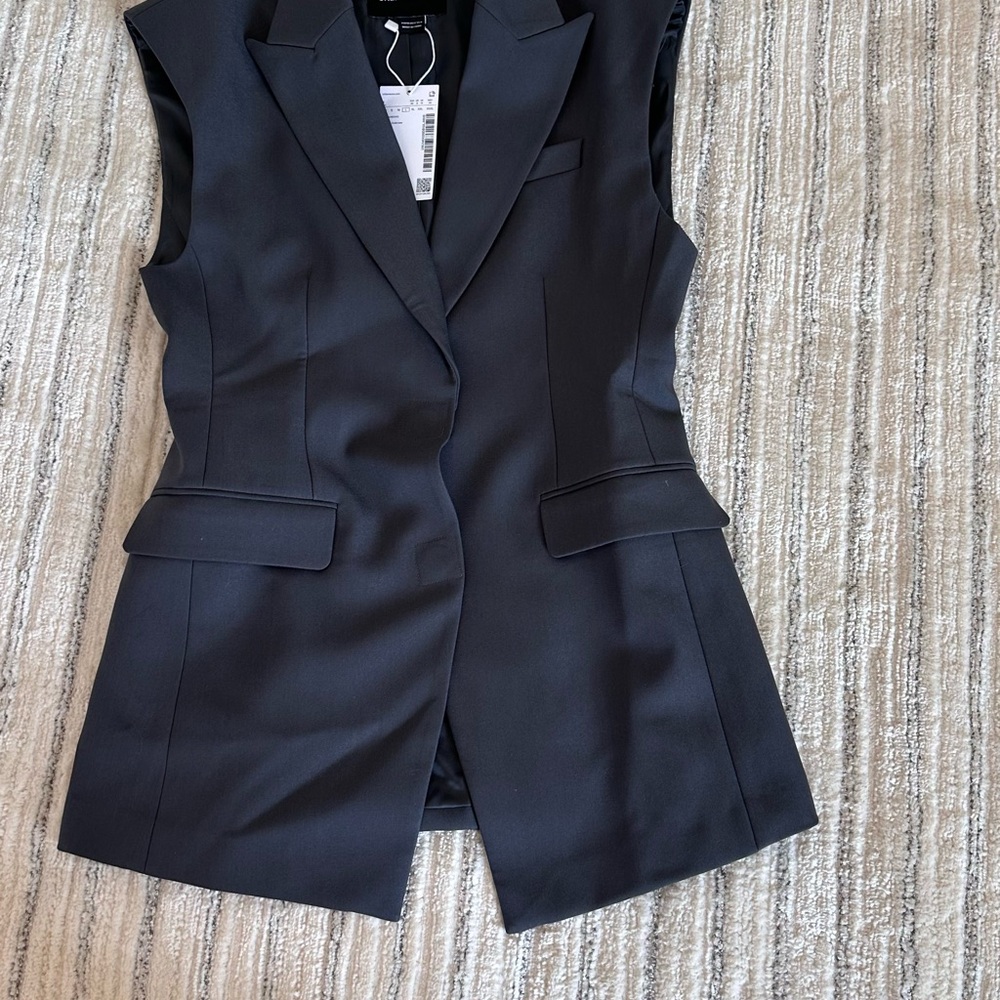 Grey Tailored Blazer with Notched Lapels